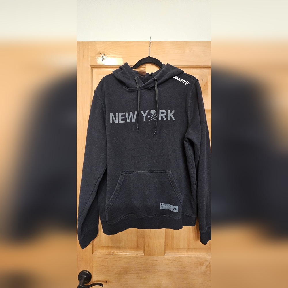 Craft Sportswear, TEAM RIVS NYC marathon Sweatshirt, Men's Size M